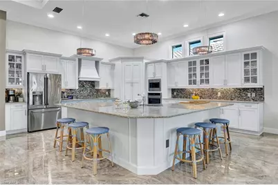 12646 Dundee Ln, Naples, FL 34120 - Photo 9