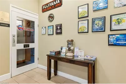 2555 9th St N #204, Naples, FL 34103 - Photo 5