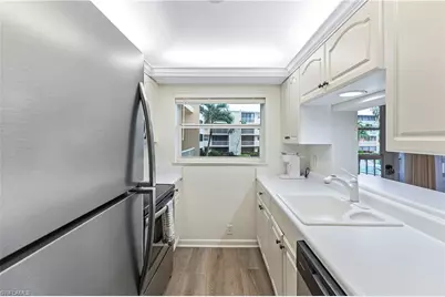 3000 Gulf Shore Blvd N #211, Naples, FL 34103 - Photo 19