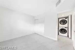 1018 Manatee Rd, Naples, FL 34114 - Photo 9