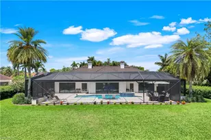 4701 Oak Leaf Dr, Naples, FL 34119 - Photo 37