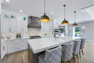 4701 Oak Leaf Dr, Naples, FL 34119 - Photo 7