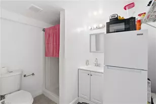 5431 Oak Ridge Ave, Fort Myers Beach, FL 33931 - Photo 9