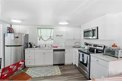 5431 Oak Ridge Ave, Fort Myers Beach, FL 33931 - Photo 13