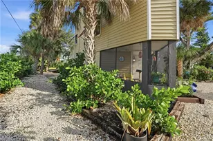 5431 Oak Ridge Ave, Fort Myers Beach, FL 33931 - Photo 25