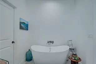 380 24th Ave NW, Naples, FL 34120 - Photo 15