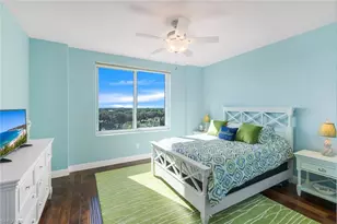 275 Indies Way, Naples, FL 34110 - Photo 23