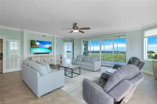 275 Indies Way, Naples, FL 34110 - Photo 3