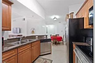 12990 Positano Cir, Naples, FL 34105 - Photo 11