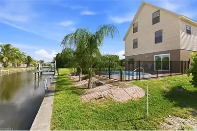 4748 Jackfish St, Bonita Springs, FL 34134 - Photo 7