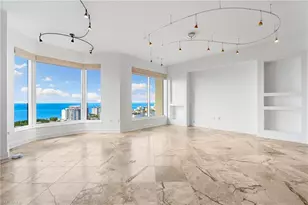 8787 Bay Colony Dr, Naples, FL 34108 - Photo 9