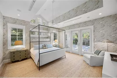 550 4th Ave N, Naples, FL 34102 - Photo 17