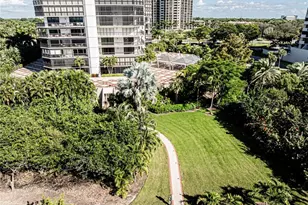 6075 Pelican Bay Blvd, Naples, FL 34108 - Photo 33