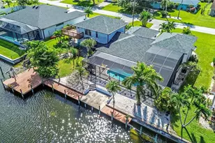 313 SE 6th St, Cape Coral, FL 33990 - Photo 7