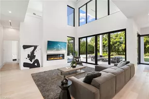 641 Starboard Dr, Naples, FL 34103 - Photo 5