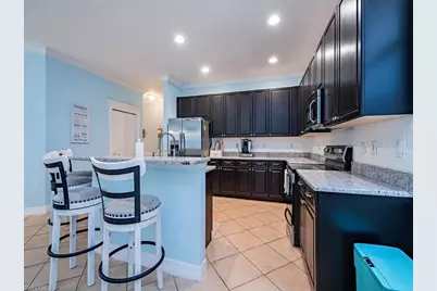 2346 Butterfly Palm Dr, Naples, FL 34119 - Photo 5