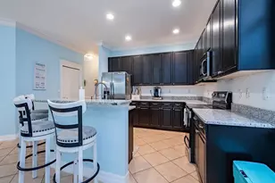 2346 Butterfly Palm Dr, Naples, FL 34119 - Photo 5