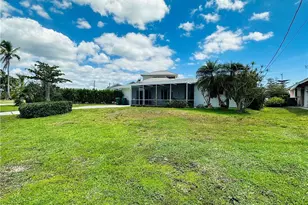 140 Pago Pago Dr W, Naples, FL 34113 - Photo 1