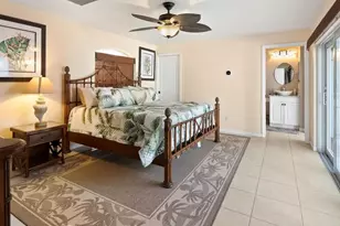 1309 Briarwood Ct, Naples, FL 34104 - Photo 11