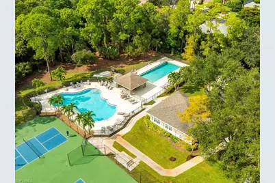 1309 Briarwood Ct, Naples, FL 34104 - Photo 43