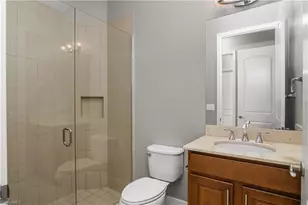 1558 Serrano Cir, Naples, FL 34105 - Photo 21