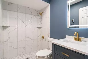 2009 Pine Isle Ln, Naples, FL 34112 - Photo 21