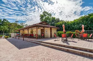 2009 Pine Isle Ln, Naples, FL 34112 - Photo 31