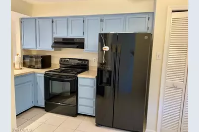 9580 Victoria Lane Ln #A-202, Naples, FL 34109 - Photo 3