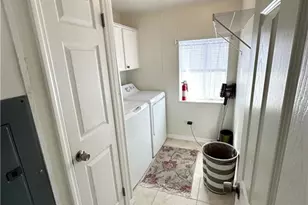 17510 Primrose Ct, Fort Myers Beach, FL 33931 - Photo 25