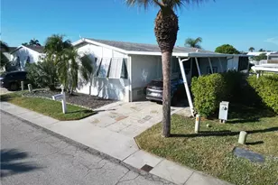 17510 Primrose Ct, Fort Myers Beach, FL 33931 - Photo 3