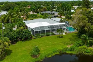 436 Golfview Dr, Naples, FL 34110 - Photo 3