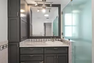 436 Golfview Dr, Naples, FL 34110 - Photo 31