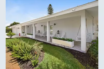 436 Golfview Dr, Naples, FL 34110 - Photo 37