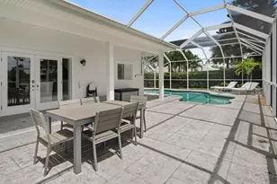 436 Golfview Dr, Naples, FL 34110 - Photo 41