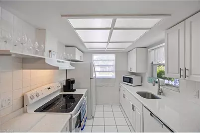 111 7th St, Naples, FL 34113 - Photo 11