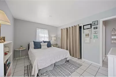 111 7th St, Naples, FL 34113 - Photo 17