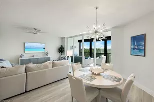 425 Cove Tower Dr, Naples, FL 34110 - Photo 21