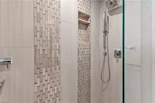 37 High Point Cir E, Naples, FL 34103 - Photo 17