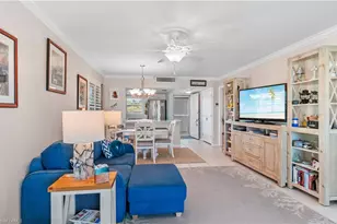 37 High Point Cir E, Naples, FL 34103 - Photo 5