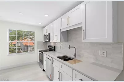 505 Windsor Sq #6-202, Naples, FL 34104 - Photo 11