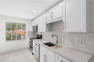 505 Windsor Sq, Naples, FL 34104 - Photo 11