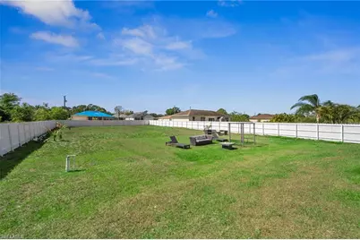 3407 20th St SW, Lehigh Acres, FL 33976 - Photo 23