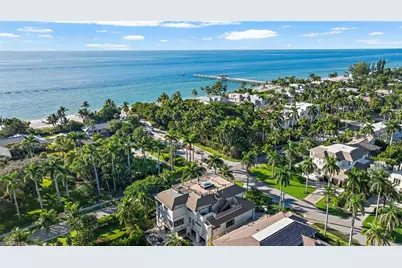 1441 Gulf Shore Blvd S, Naples, FL 34102 - Photo 3