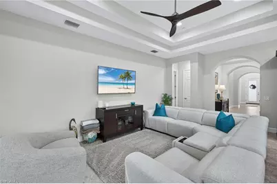 9219 Isla Bella Cir, Bonita Springs, FL 34135 - Photo 5