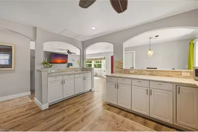 809 101st Ave N, Naples, FL 34108 - Photo 15