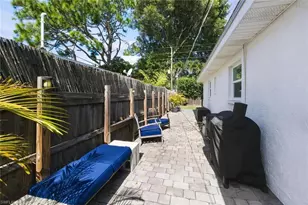 809 101st Ave N, Naples, FL 34108 - Photo 29