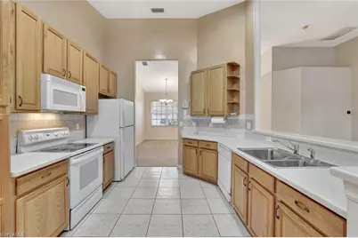 3617 Recreation Ln, Naples, FL 34116 - Photo 7