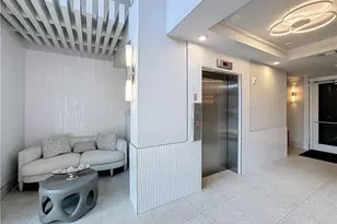 400 Flagship Dr, Naples, FL 34108 - Photo 5