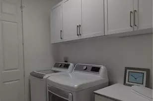 400 Flagship Dr, Naples, FL 34108 - Photo 27