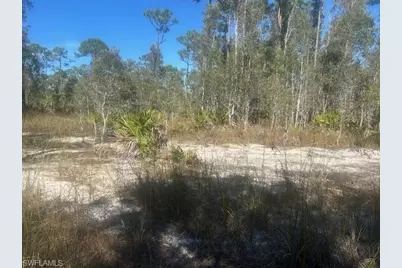 4 NE 1st Rd, Cape Coral, FL 33993 - Photo 9